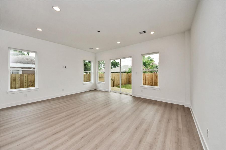 Image 22 of a home in . Image 22 of a home in .