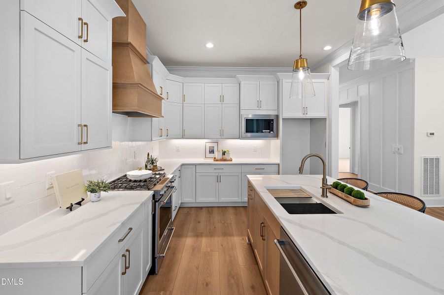 11-3903 Cedar Knls RETAKES_0814