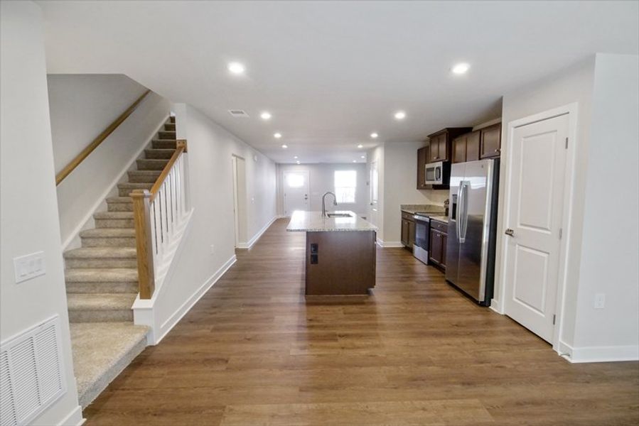 Spacious, unfurnished interior of a new home in Arden Woods Villas, Greenville (Image 9).