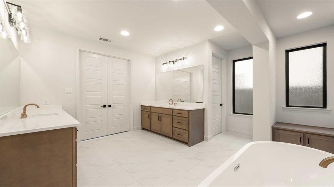 Furnished interior view inside a new home in Terraces, Rockwall (Image 10). Furnished interior view inside a new home in Terraces, Rockwall (Image 10).