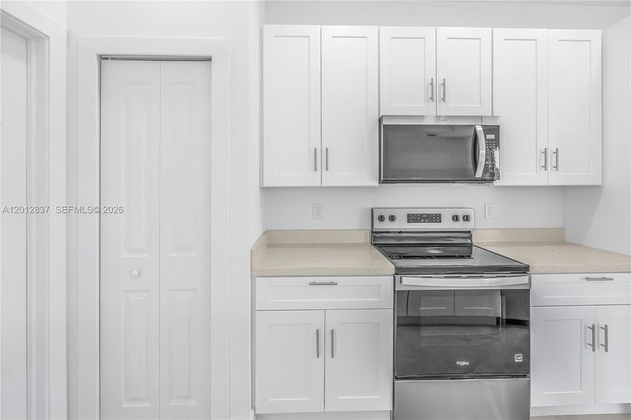 Furnished interior view inside a new home in , Lehigh Acres (Image 9).