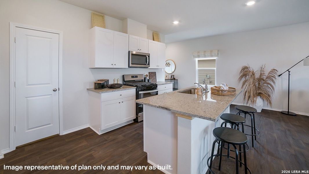 Furnished interior view inside a new home in Veranda, San Antonio (Image 15).