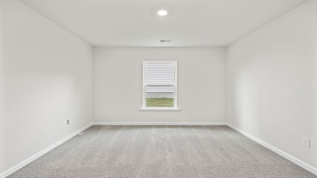 Spacious, unfurnished interior of a new home in Lakestone, Woodruff (Image 19).