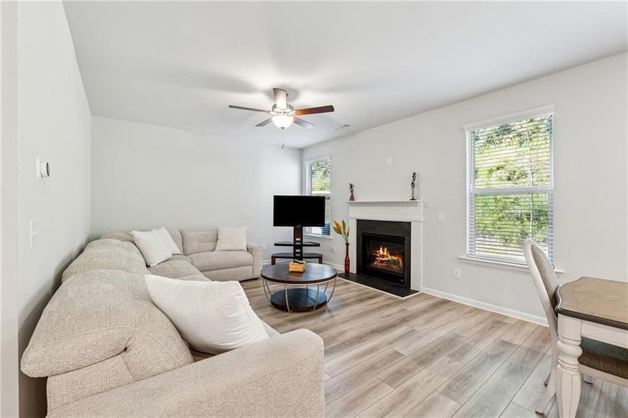 Furnished interior view inside a new home in Bracknell, Loganville (Image 10). Furnished interior view inside a new home in Bracknell, Loganville (Image 10).