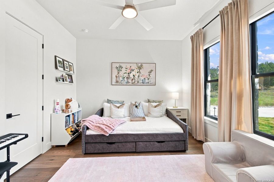 Furnished interior view inside a new home in , Boerne (Image 14).