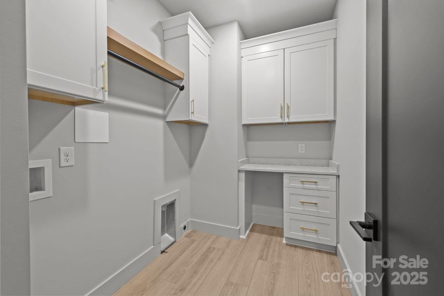 Image 37 of a home in .