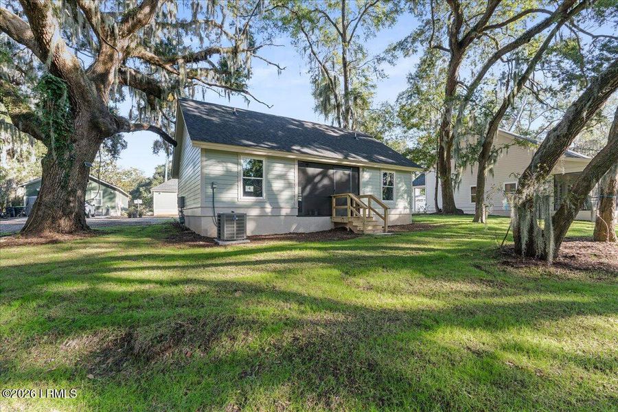 Exterior details and patio area of a home in , Beaufort (Image 36).