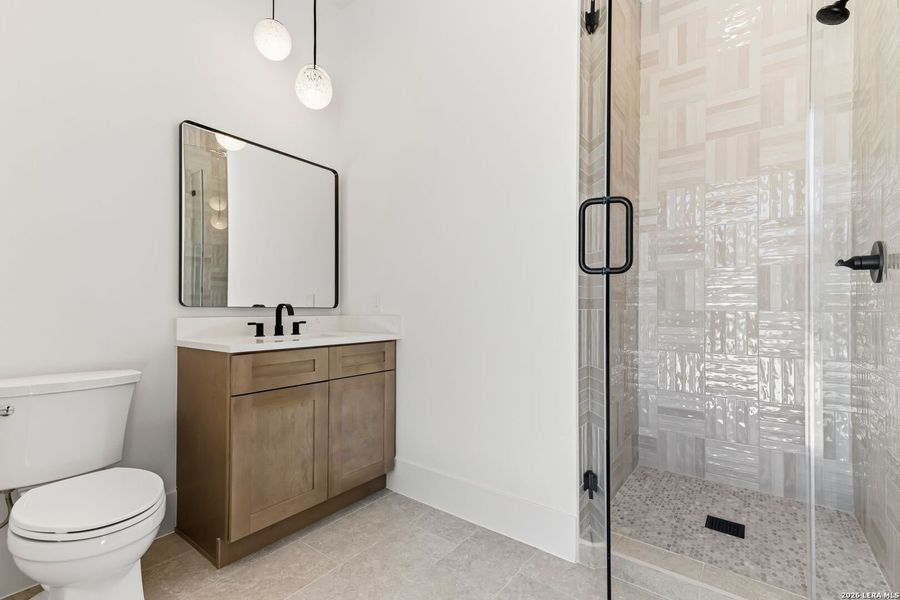Furnished interior view inside a new home in , Boerne (Image 35).
