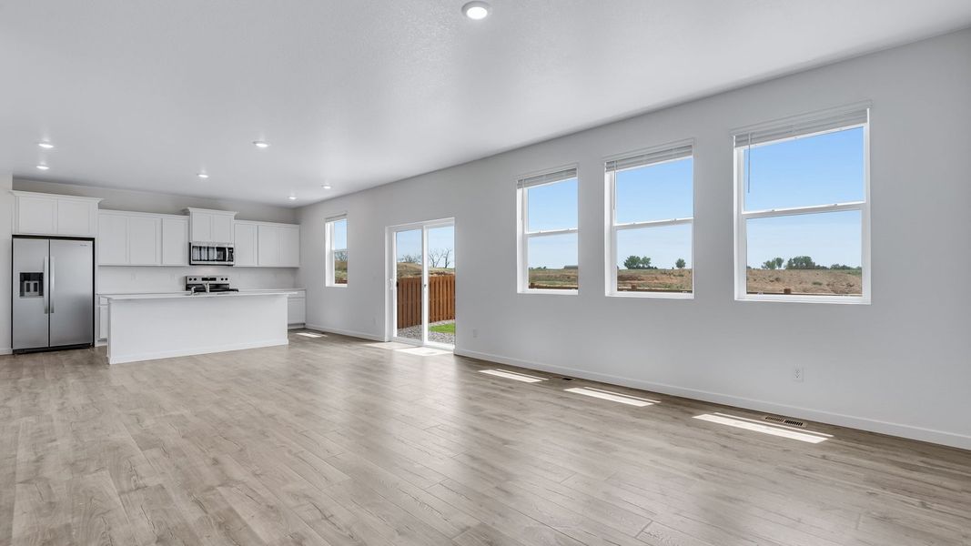 Spacious, unfurnished interior of a new home in Silver Peaks, Lochbuie (Image 22). Spacious, unfurnished interior of a new home in Silver Peaks, Lochbuie (Image 22).