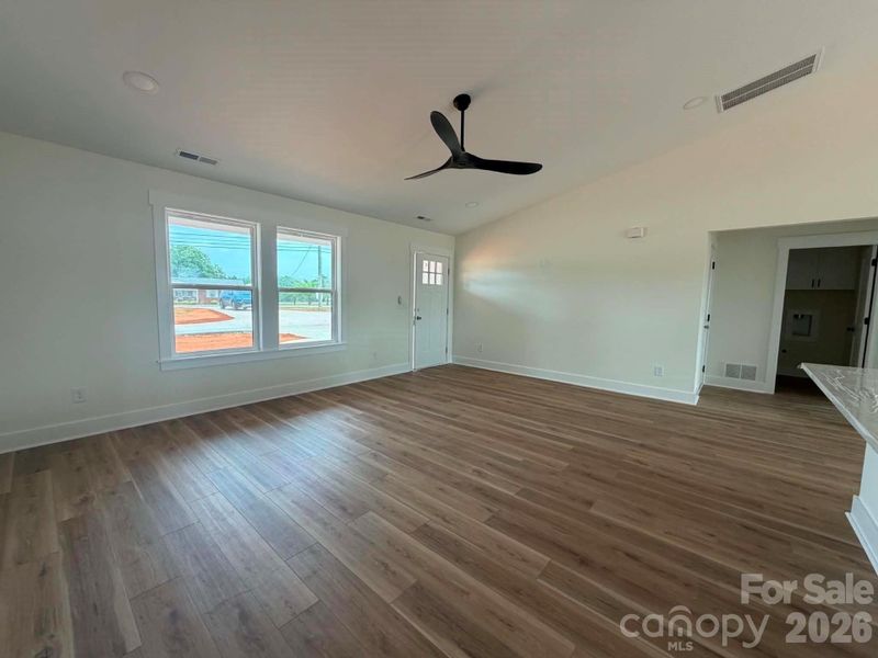 Spacious, unfurnished interior of a new home in , Salisbury (Image 7).