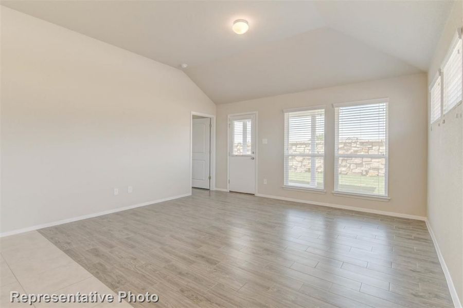Representative unfurnished interior of a home built from the Harvest Ridge 1575 by Brohn Homes in Harvest Ridge, Elgin (Image 10).