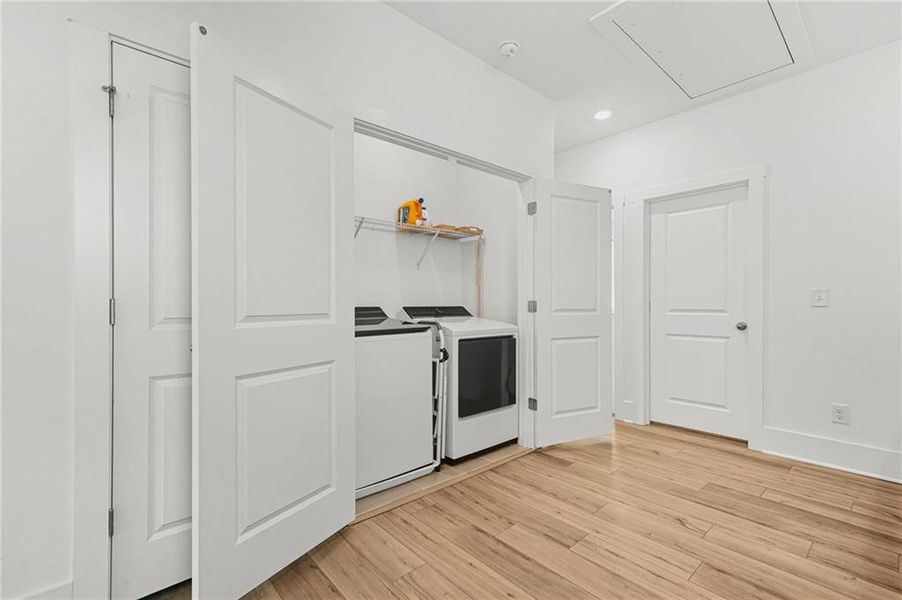 Furnished interior view inside a new home in , Atlanta (Image 34).