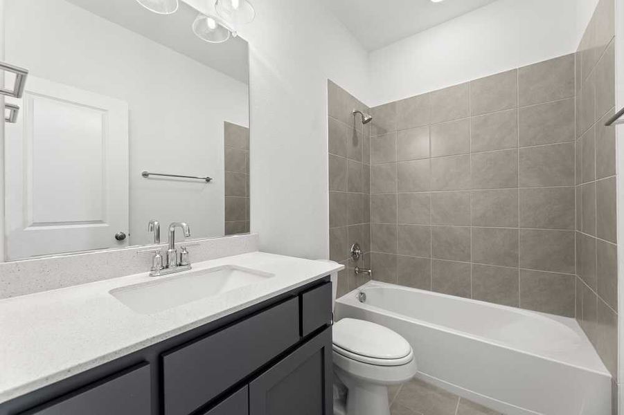 Rice Townhome Secondary Bathroom