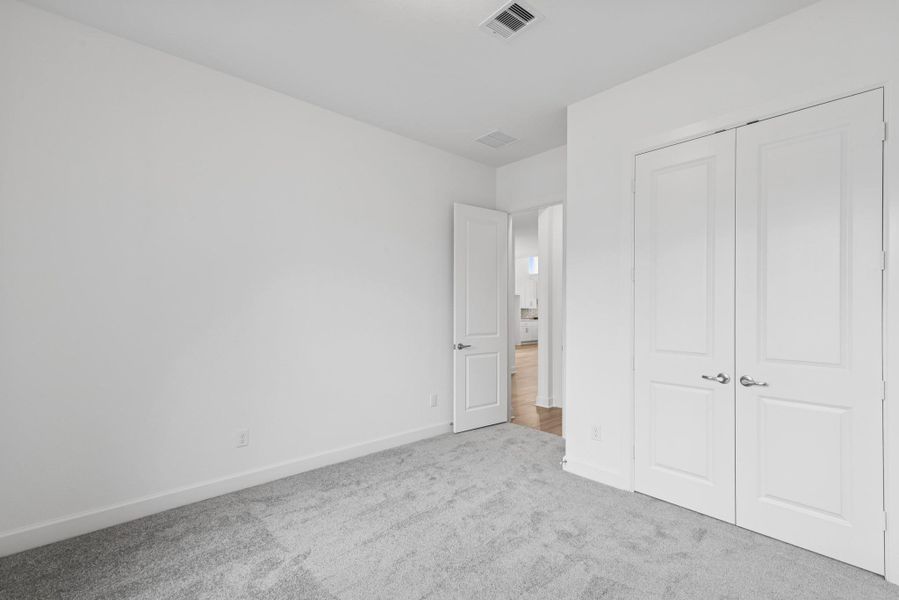 Spacious, unfurnished interior of a new home in Jordan Ranch 70' Homesites, Fulshear (Image 20).