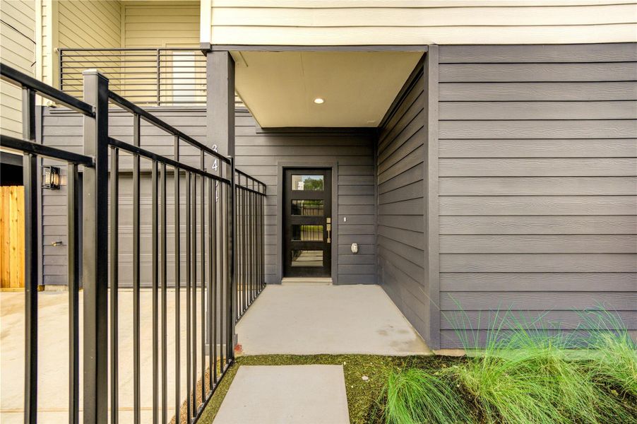 Exterior details and patio area of a home in , Houston (Image 3).