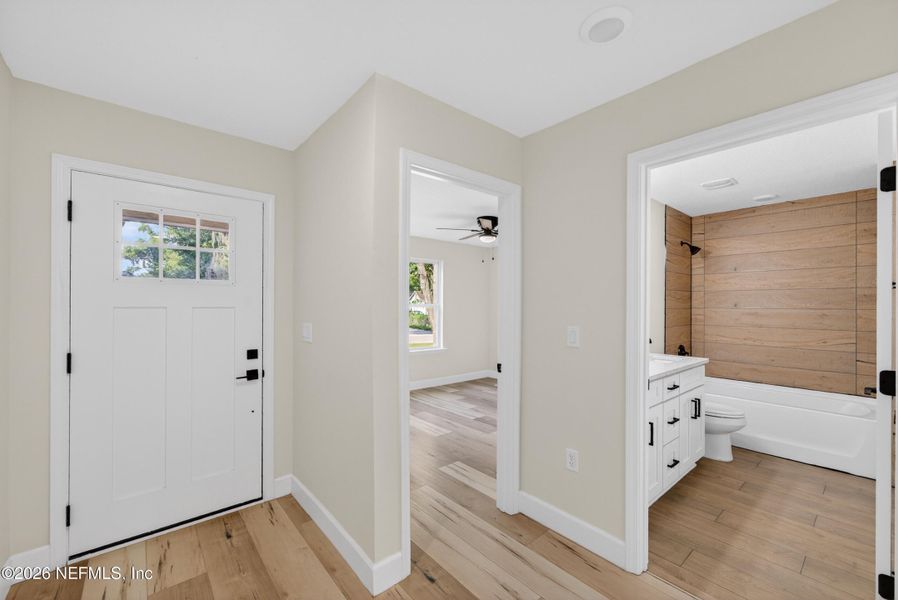 Spacious, unfurnished interior of a new home in , Jacksonville (Image 30). Spacious, unfurnished interior of a new home in , Jacksonville (Image 30).
