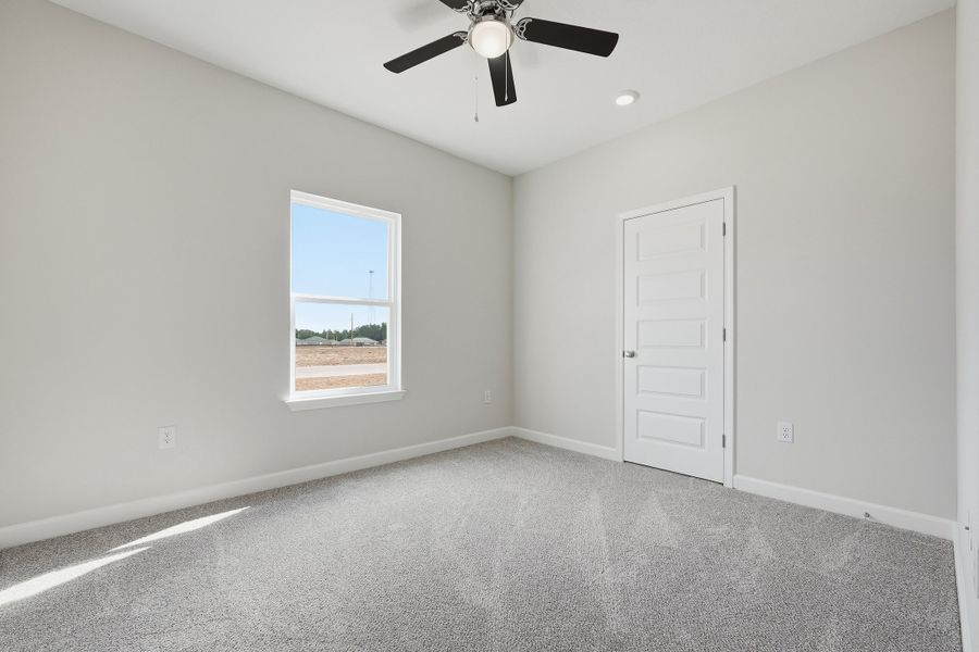 Spacious, unfurnished interior of a new home in Southern Charm, Crestview (Image 50).