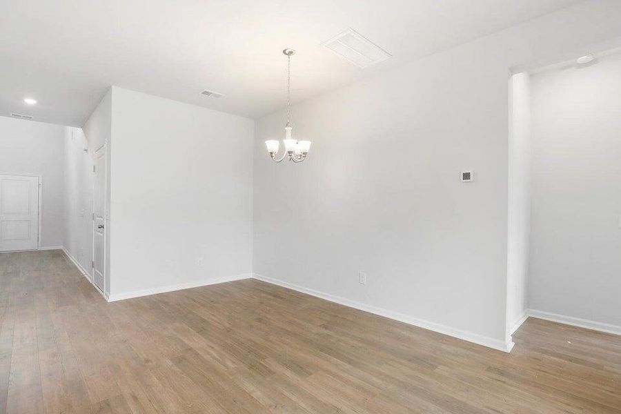 Spacious, unfurnished interior of a new home in Heron's Walk at Summers Corner, Summerville (Image 6).