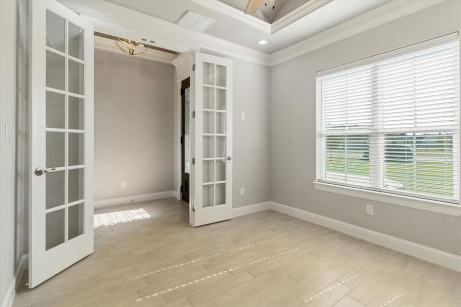 Spacious, unfurnished interior of a new home in , Weatherford (Image 16).