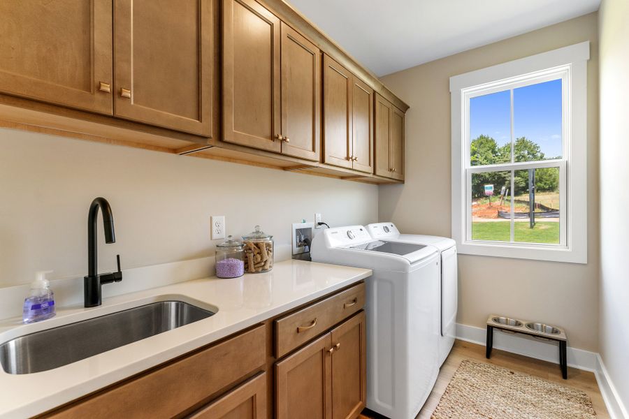 Representative furnished interior of a home built from the Savannah by Hunter Quinn Homes in Double Springs, Taylors (Image 32).
