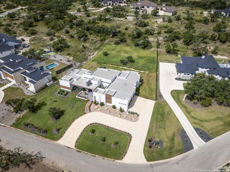 Image 82 of a home in .