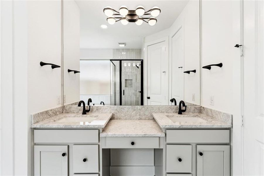 Furnished interior view inside a new home in Cross Creek Ranch 45' 70', Fulshear (Image 12).