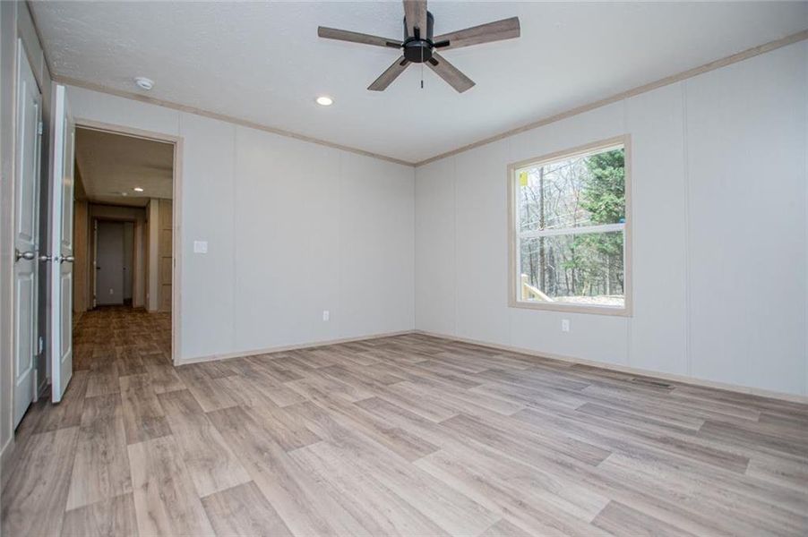 Spacious, unfurnished interior of a new home in , Waco (Image 48).