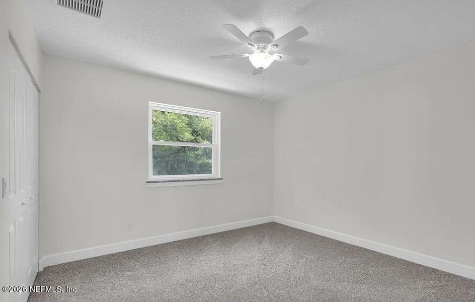 Spacious, unfurnished interior of a new home in , East Palatka (Image 34).