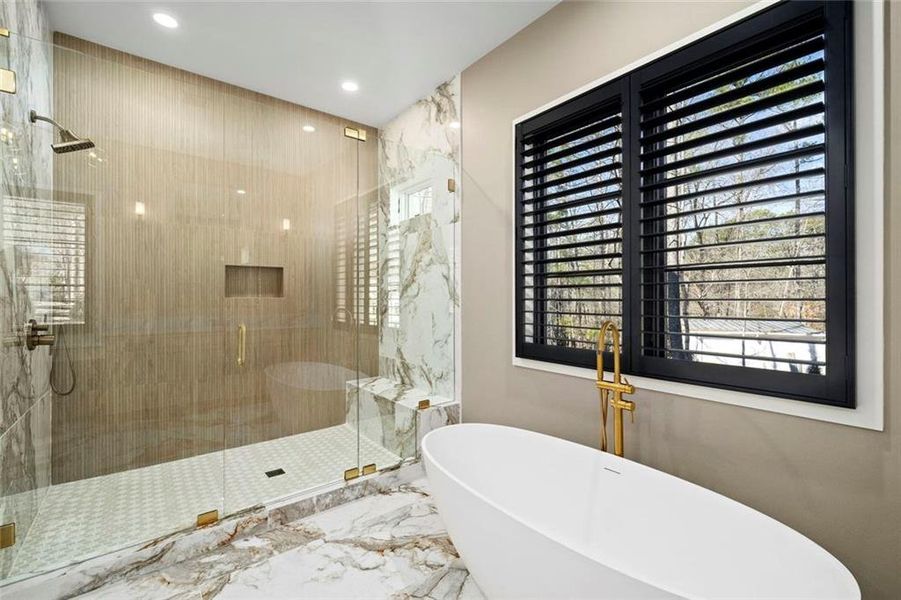 Furnished interior view inside a new home in , Alpharetta (Image 70).