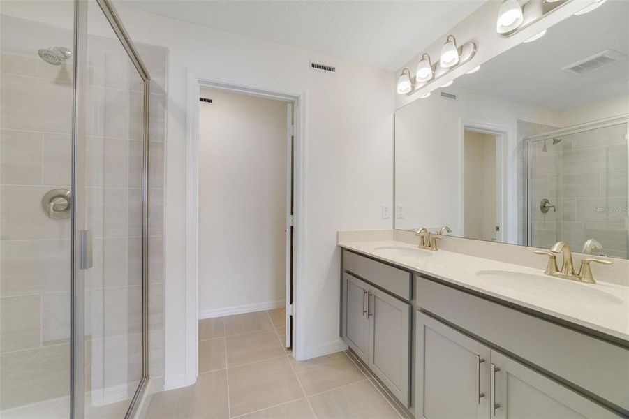 Furnished interior view inside a new home in Towns at Greenleaf, Oviedo (Image 3). Furnished interior view inside a new home in Towns at Greenleaf, Oviedo (Image 3).