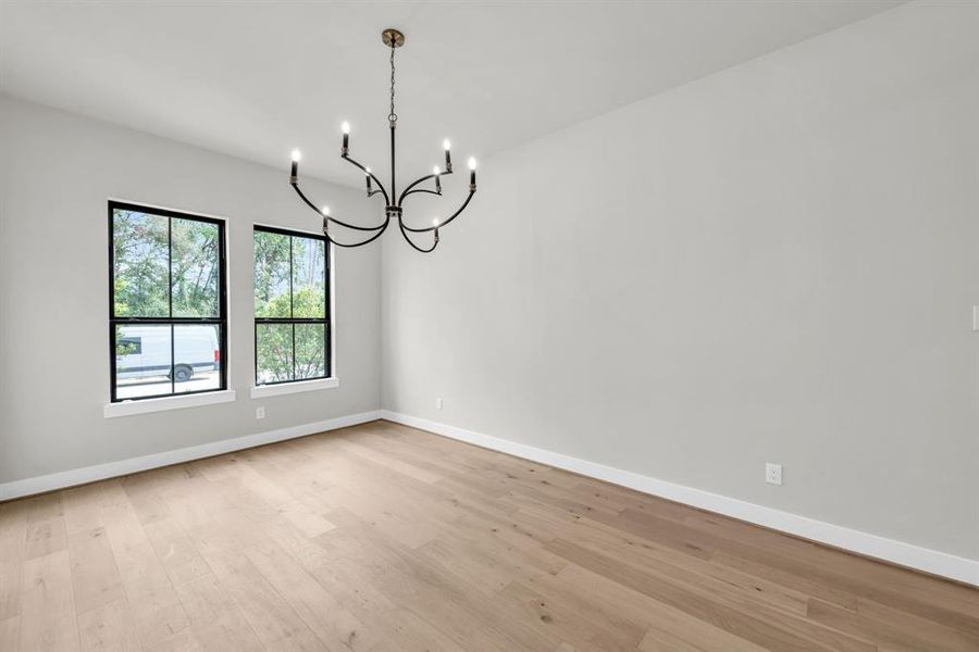 Dining room (over 17' long) with nearby butler's pantry