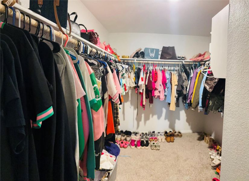 HUGE Walk-In Closet HUGE Walk-In Closet