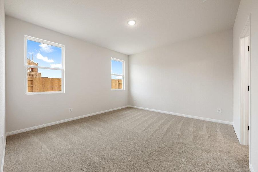 Spacious, unfurnished interior of a new home in Patterson Ranch, Georgetown (Image 33).