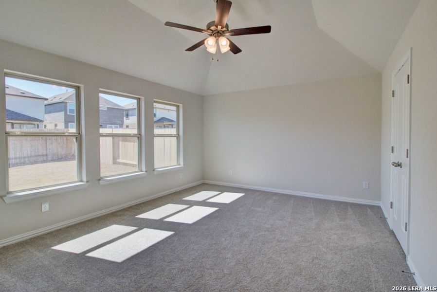Spacious, unfurnished interior of a new home in Veramendi, New Braunfels (Image 17).