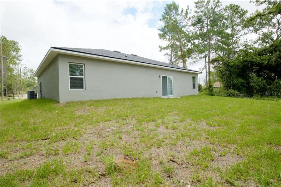 Exterior details and patio area of a home in , Ocala (Image 4). Exterior details and patio area of a home in , Ocala (Image 4).