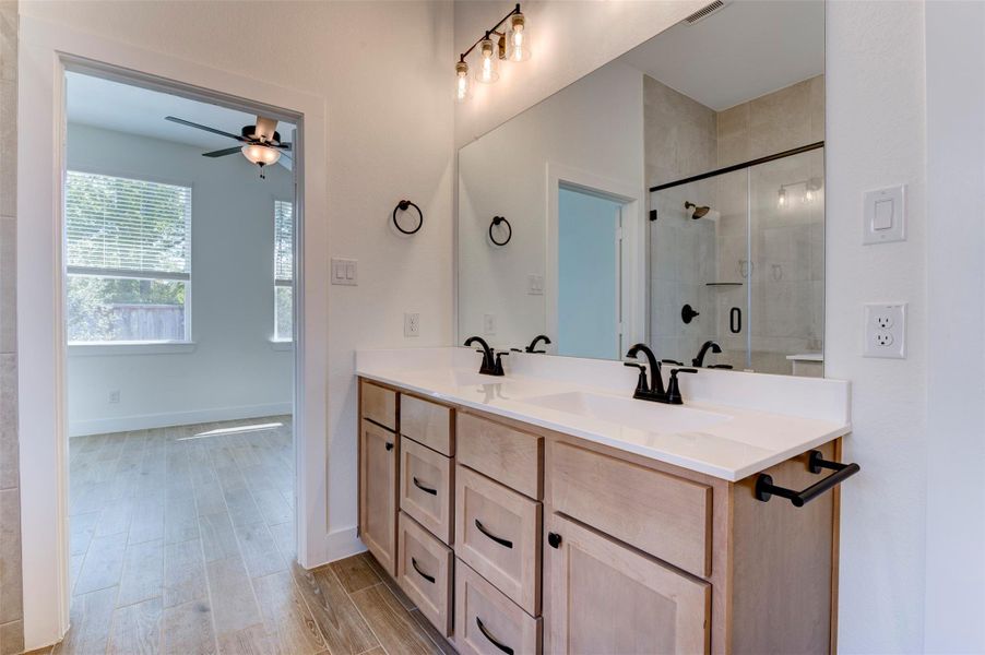 Furnished interior view inside a new home in The Woodlands Hills, Willis (Image 5). Furnished interior view inside a new home in The Woodlands Hills, Willis (Image 5).