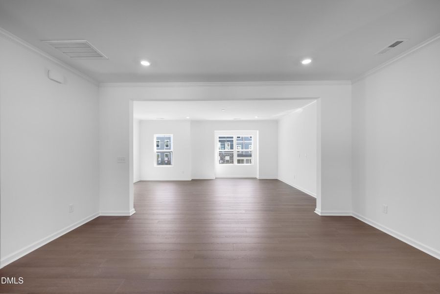 SUN_Stoneriver_Pic_Bradley_2ndFloor_1of1 SUN_Stoneriver_Pic_Bradley_2ndFloor_1of1