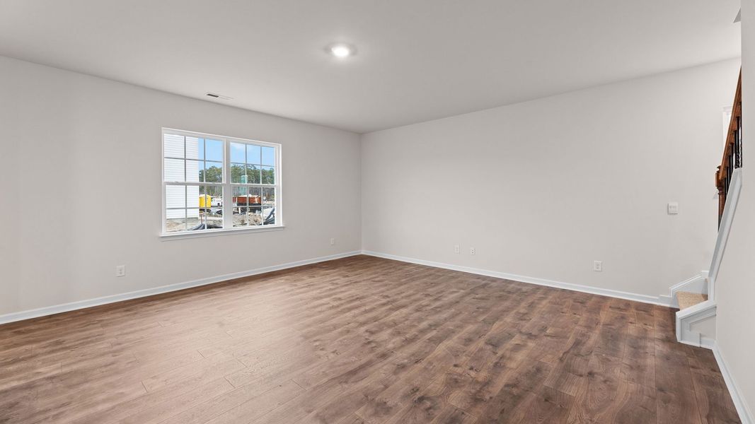 Spacious, unfurnished interior of a new home in East Ridge, Ayden (Image 14).