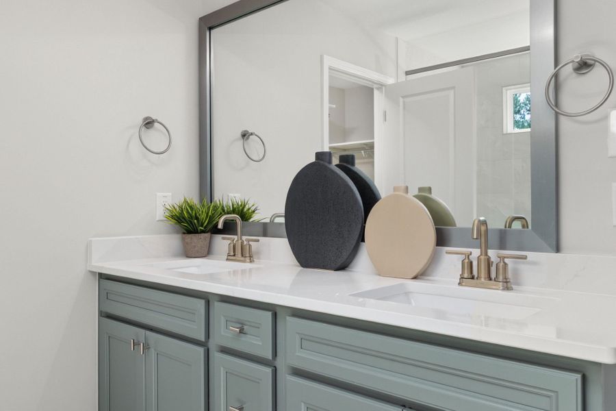 Representative interior finishes for a home built from the Continental by Pulte Homes in Mailman Post, Knightdale (Image 19).