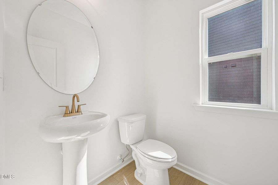 37-web-or-mls-Ken Dr-S2402-037