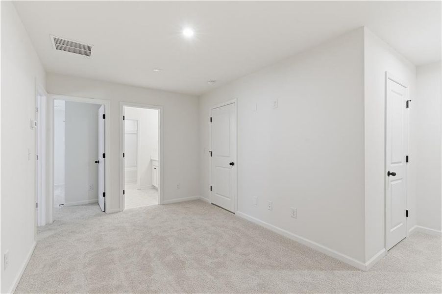 Spacious, unfurnished interior of a new home in Silver Leaf, Dawsonville (Image 19).