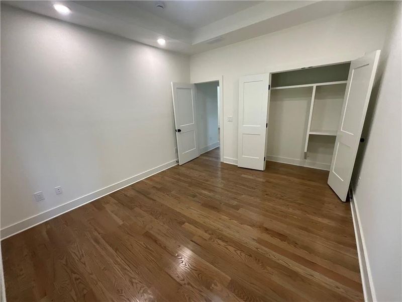 Spacious, unfurnished interior of a new home in , Lawrenceville (Image 32).