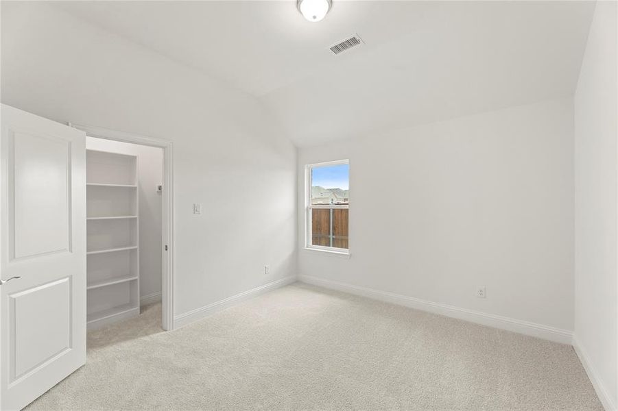 Spacious, unfurnished interior of a new home in Walden Pond, Forney (Image 29).