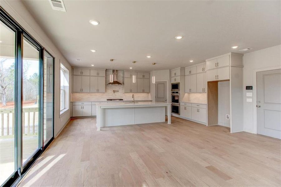 Image 51 of a home in .