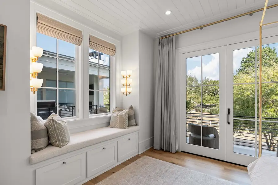 Furnished interior view inside a new home in , Charleston (Image 13).