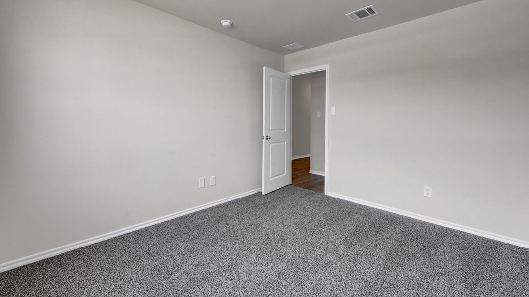 Spacious, unfurnished interior of a new home in Riverfield, Josephine (Image 16).