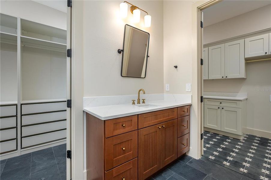 Furnished interior view inside a new home in , Lakeland (Image 13).