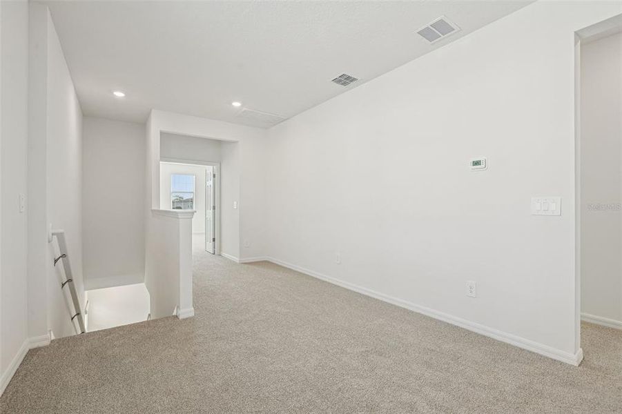 Spacious, unfurnished interior of a new home in The Meadow at Crossprairie Bungalows, St. Cloud (Image 33).