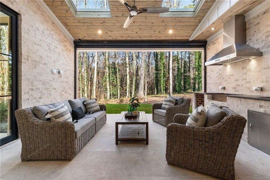 Exterior details and patio area of a home in , Alpharetta (Image 31).