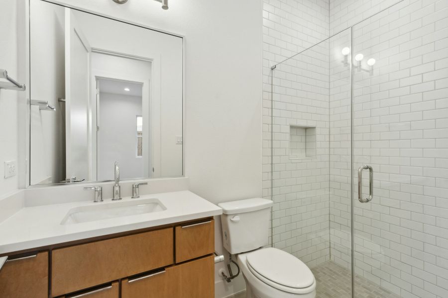 Furnished interior view inside a new home in , Dallas (Image 28).